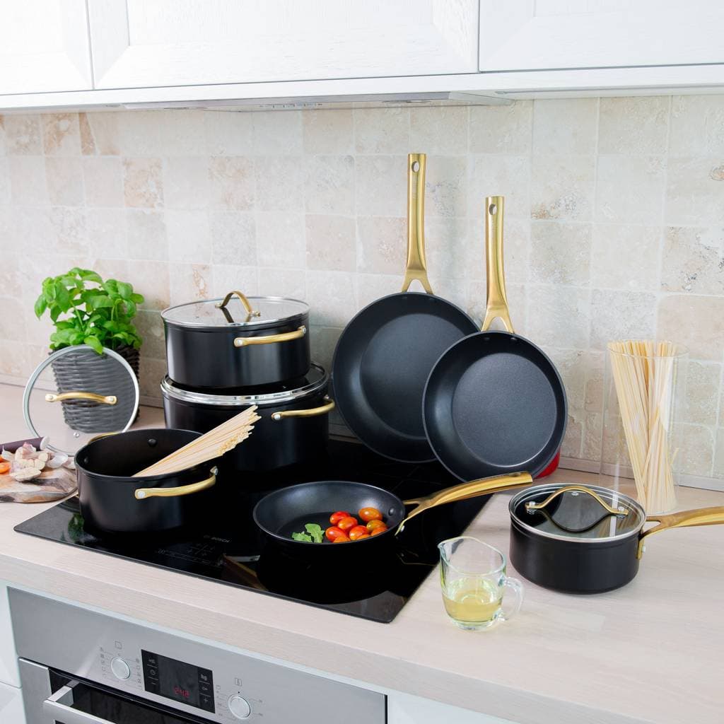 https://dajar.pl/media/catalog/product/g/a/garnki_royal_4_.jpg